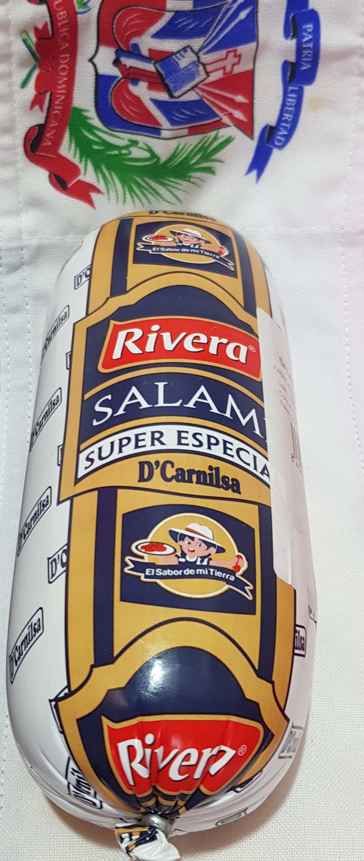 Salami Dominicano Super especial Rivera 500gr. Variedades Latinas